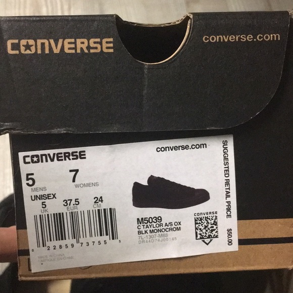 Low top Converse Sneakers Black - Picture 5 of 6